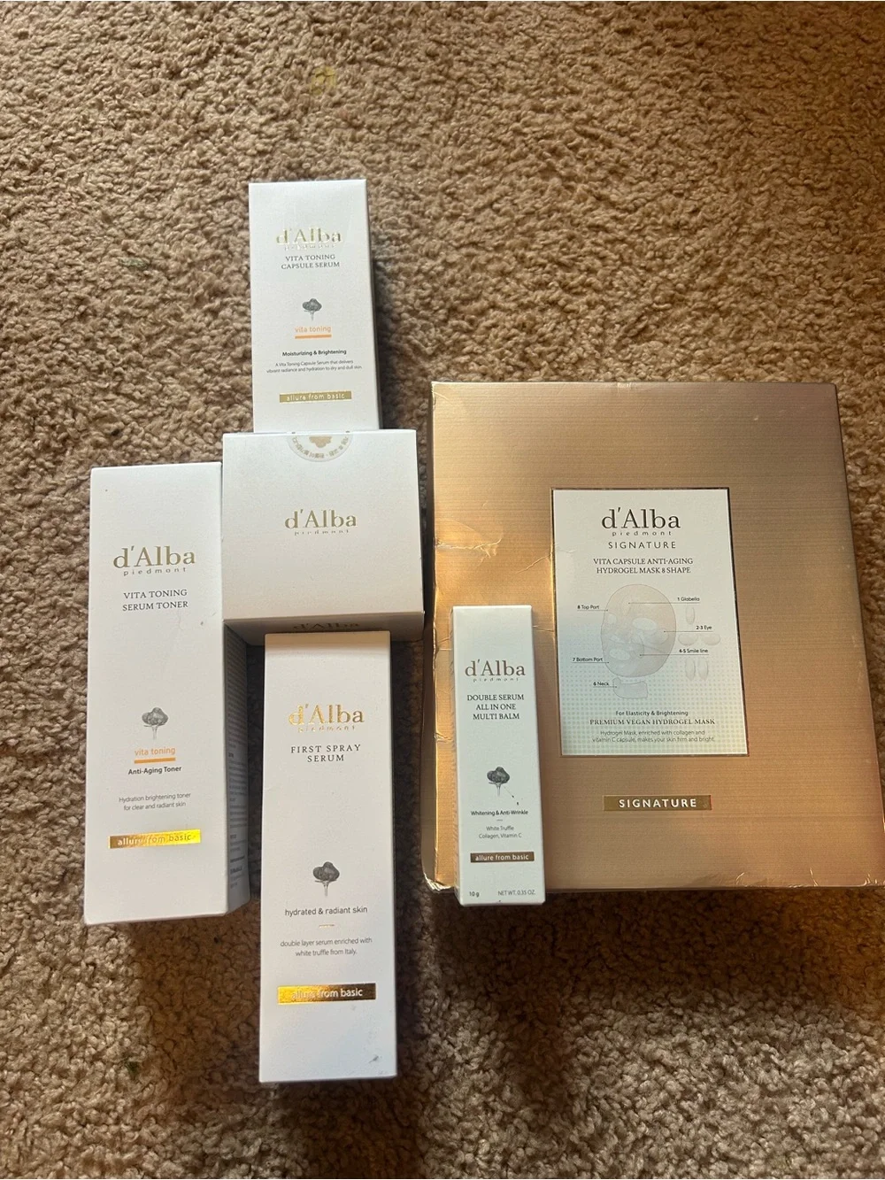 d'Alba Signature Skincare Set in White and Rose Gold